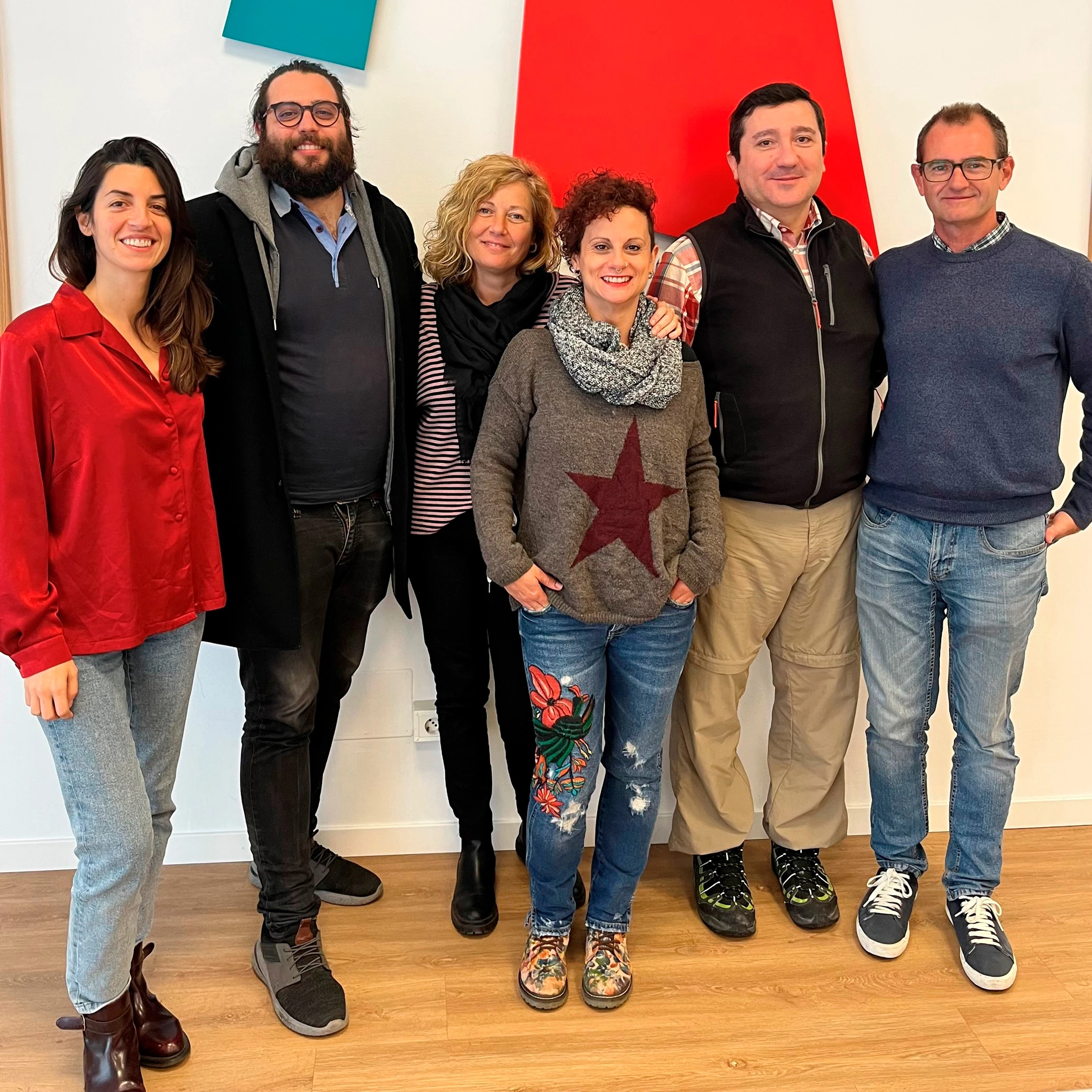 Gira-Sol incorpora un nou servei de benestar emocional per oferir acompanyament psicològic i psicosocial amb un equip de psicòlegs, psiquiatra i un agent d’ajuda mútua