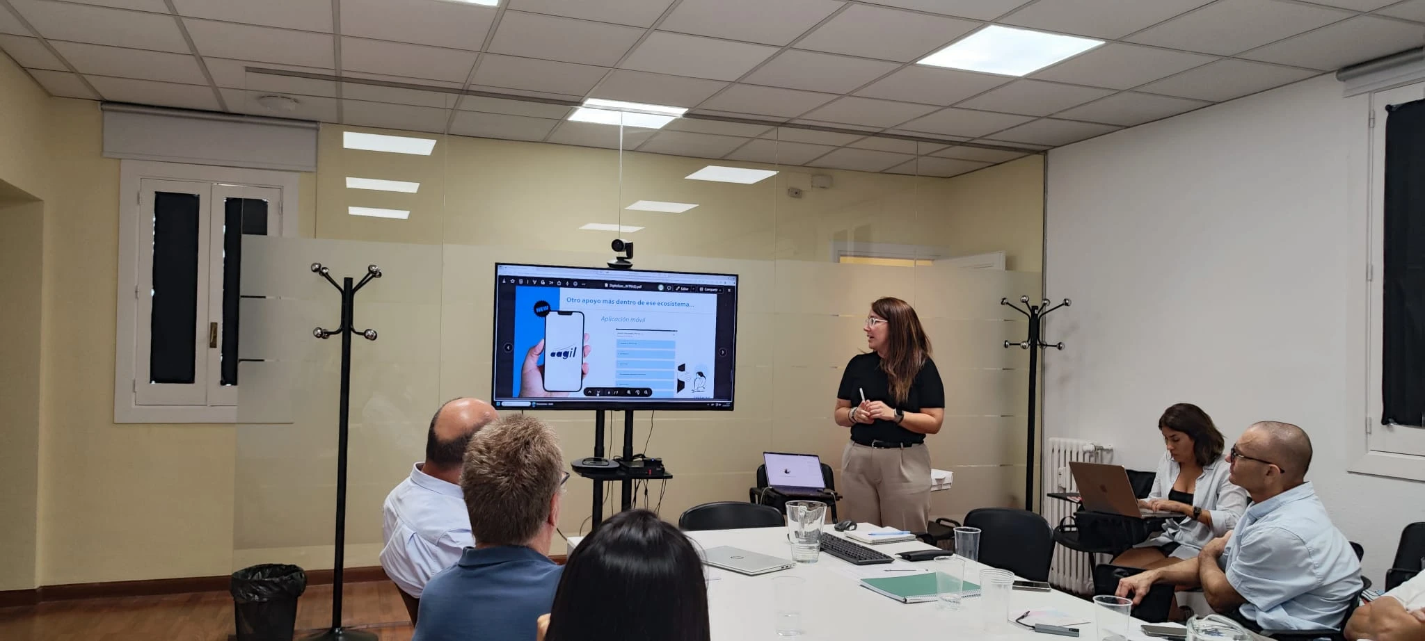Estel de Llevant, Es Garrover i Gira-Sol milloren l’acompanyament en salut mental amb el projecte “Ecosistema Digital”